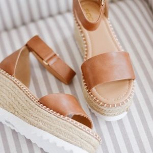 SODA Platform Espadrille Wedge Size 7